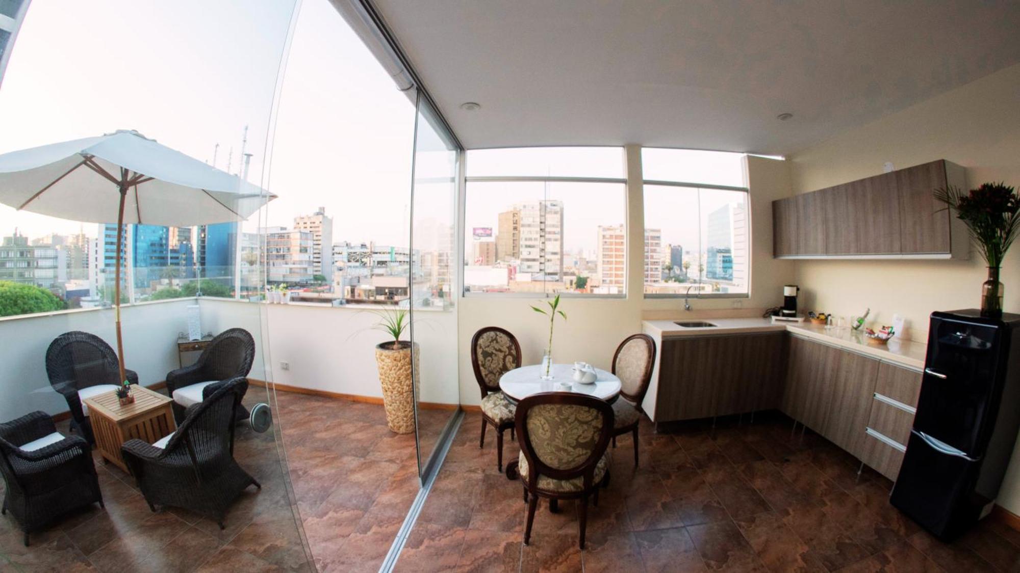 Atrium Miraflores Hotel Лима Екстериор снимка